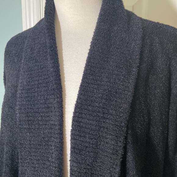 BAREFOOT DREAMS • Black CozyChic Lite Circle Cardigan - Picture 4 of 9